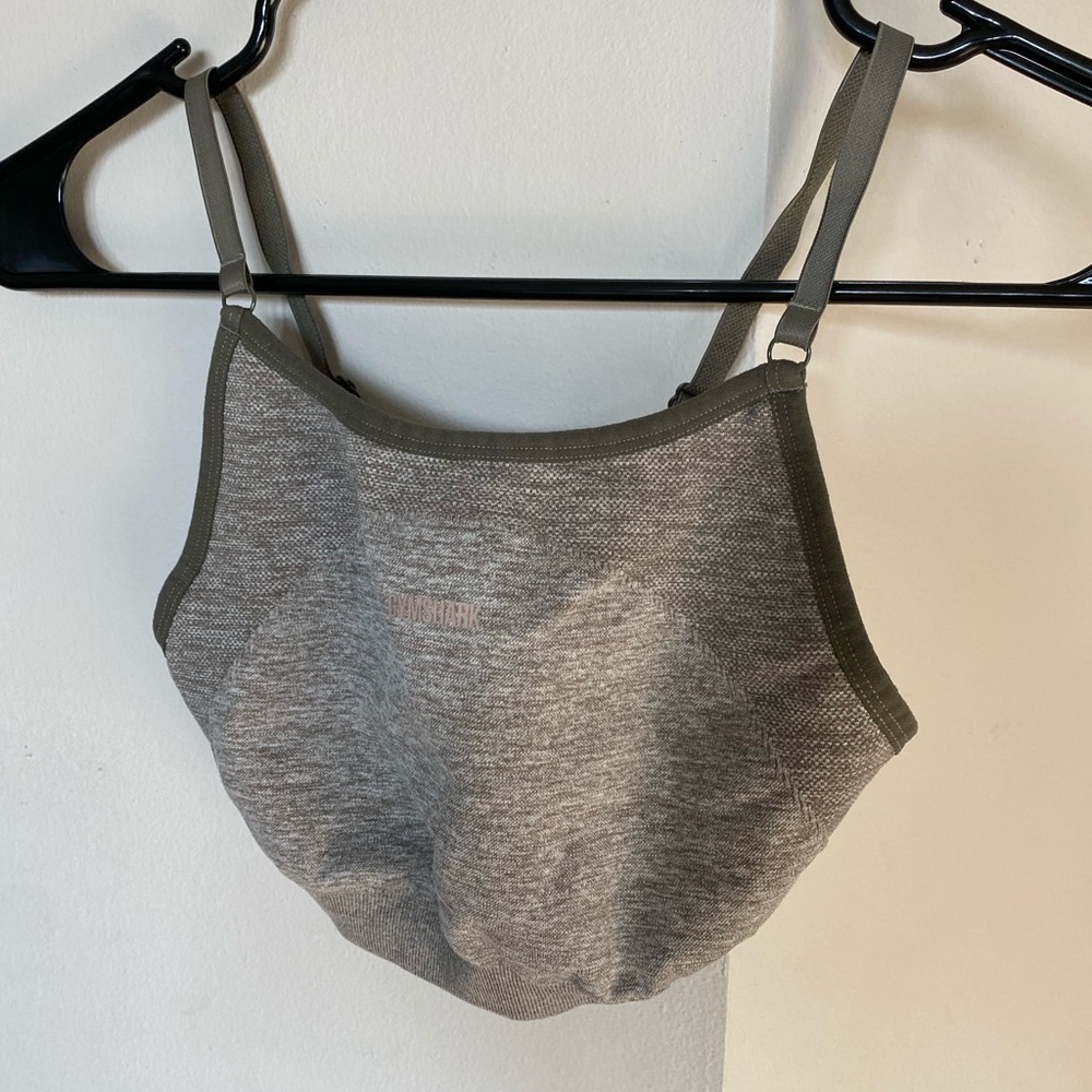GYMSHARK Flex Strappy Sports Bra - Khaki